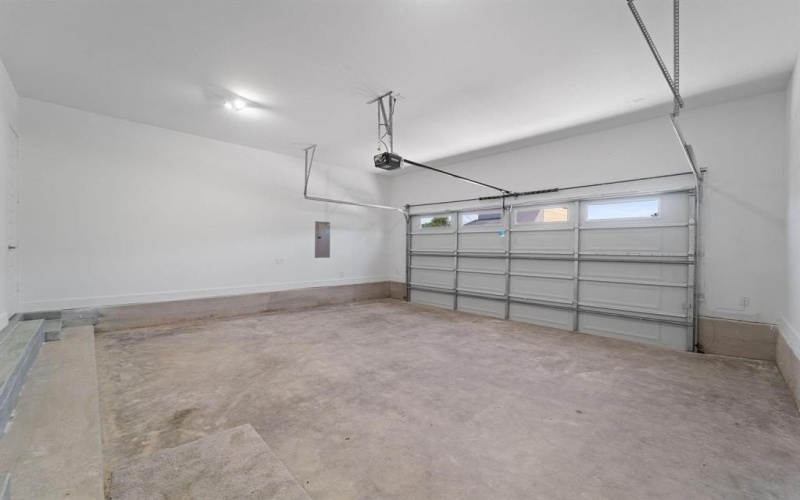 1320 Compton Street, Dallas, TX 75203, 4 Habitaciones Habitaciones , ,2 BañosBaños,Residential,En Venta,1320 Compton Street,20914539