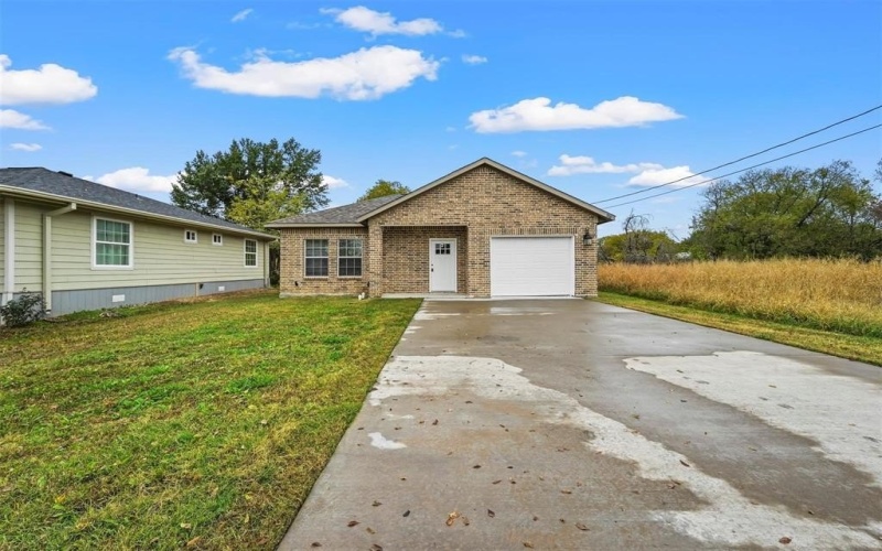 506 Robinson Street, Greenville, TX 75401, 3 Habitaciones Habitaciones , ,2 BañosBaños,Residential Lease,En Alquiler,506 Robinson Street,20936799