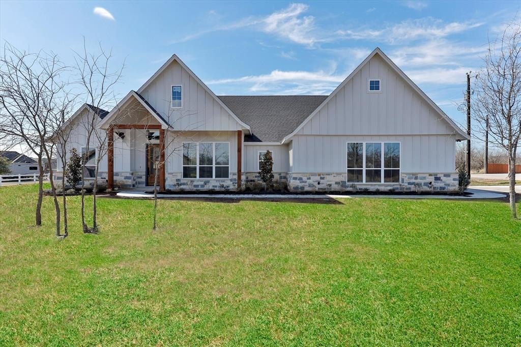 12501 Hopke Court, Fort Worth, TX 76126, 4 Bedrooms Bedrooms, ,2 BathroomsBathrooms,Residential,For Sale,12501 Hopke Court,20928558