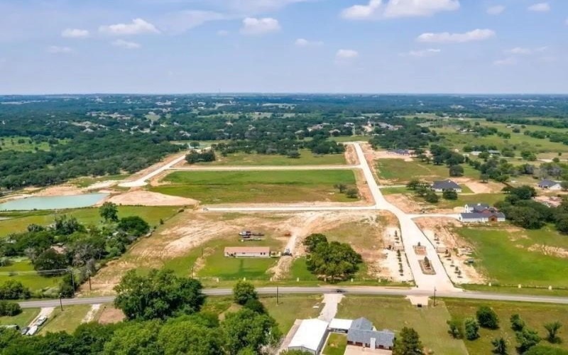 1035 Estancia Boulevard, Weatherford, TX 76088, 4 Bedrooms Bedrooms, ,3 BathroomsBathrooms,Residential,For Sale,1035 Estancia Boulevard,20931033
