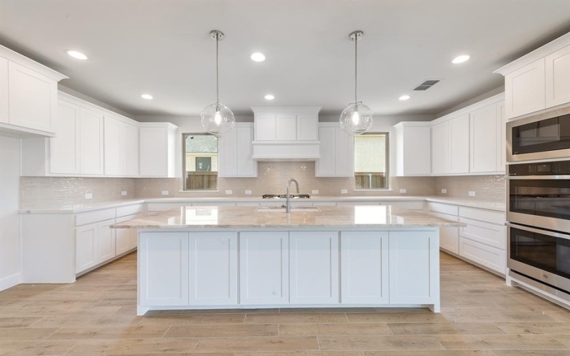 10408 Gray Hills Drive, Fort Worth, TX 76126, 4 Bedrooms Bedrooms, ,3 BathroomsBathrooms,Residential,For Sale,10408 Gray Hills Drive,20926880