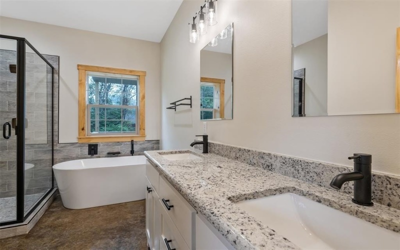 9089 Raspberry Avenue, Frankston, TX 75763, 3 Bedrooms Bedrooms, ,2 BathroomsBathrooms,Residential,For Sale,9089 Raspberry Avenue,20917049