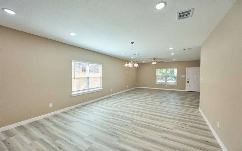 1224 W Bewick Street, Fort Worth, TX 76110, 3 Bedrooms Bedrooms, ,2 BathroomsBathrooms,Residential,For Sale,1224 W Bewick Street,20925359