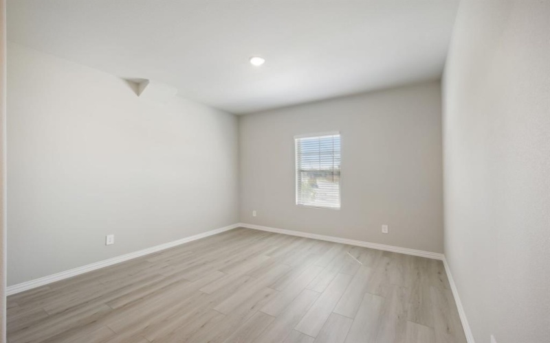 10732 Modoc Drive, Fort Worth, TX 76179, 5 Bedrooms Bedrooms, ,3 BathroomsBathrooms,Residential,For Sale,10732 Modoc Drive,20925421