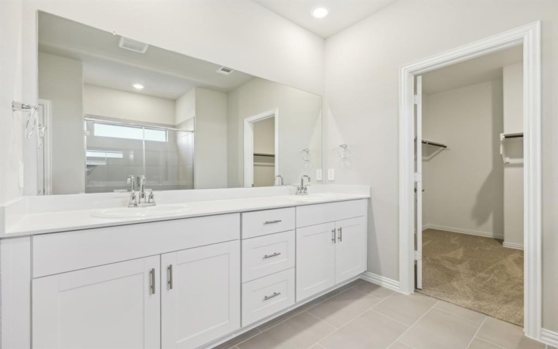 10732 Modoc Drive, Fort Worth, TX 76179, 5 Bedrooms Bedrooms, ,3 BathroomsBathrooms,Residential,For Sale,10732 Modoc Drive,20925421