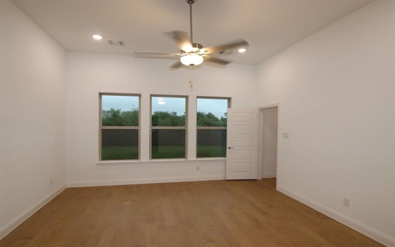 6834 Tadpole Trail, McKinney, TX 75071, 4 Bedrooms Bedrooms, ,3 BathroomsBathrooms,Residential,For Sale,6834 Tadpole Trail,20933870