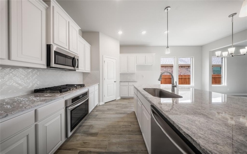 2009 Kelva Drive, Haslet, TX 76052, 3 Bedrooms Bedrooms, ,2 BathroomsBathrooms,Residential,For Sale,2009 Kelva Drive,20917238