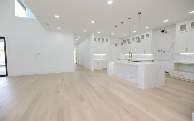 3819 Wemdon Drive, Dallas, TX 75220, 6 Bedrooms Bedrooms, ,7 BathroomsBathrooms,Residential,For Sale,3819 Wemdon Drive,20932710