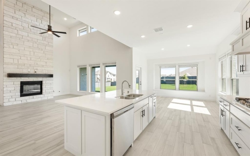 801 Daisy Corner Drive, Little Elm, TX 76227, 4 Bedrooms Bedrooms, ,5 BathroomsBathrooms,Residential,For Sale,801 Daisy Corner Drive,20919189