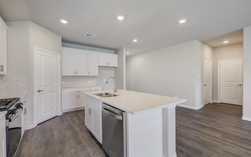 2321 Lone Star Lane, Seagoville, TX 75159, 3 Bedrooms Bedrooms, ,2 BathroomsBathrooms,Residential,For Sale,2321 Lone Star Lane,20923199