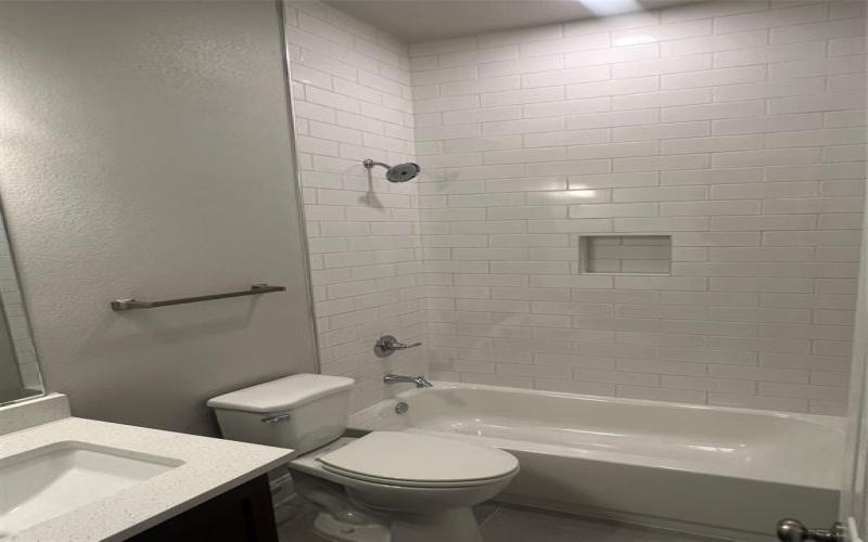 502 S 3rd Street, Bonham, TX 75418, 3 Habitaciones Habitaciones , ,2 BañosBaños,Residential,En Venta,502 S 3rd Street,20925010