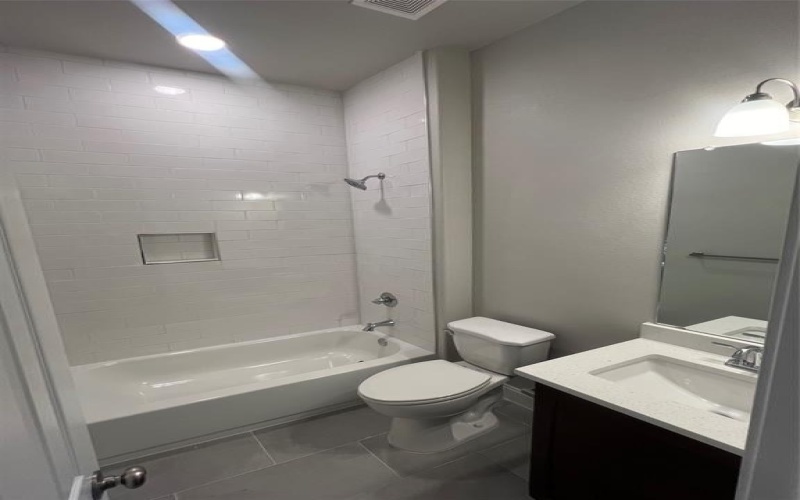 502 S 3rd Street, Bonham, TX 75418, 3 Habitaciones Habitaciones , ,2 BañosBaños,Residential,En Venta,502 S 3rd Street,20925010
