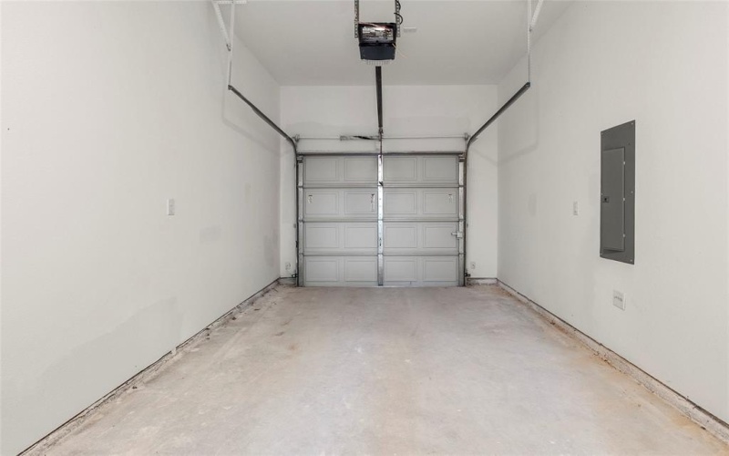 502 S 3rd Street, Bonham, TX 75418, 3 Habitaciones Habitaciones , ,2 BañosBaños,Residential,En Venta,502 S 3rd Street,20925010