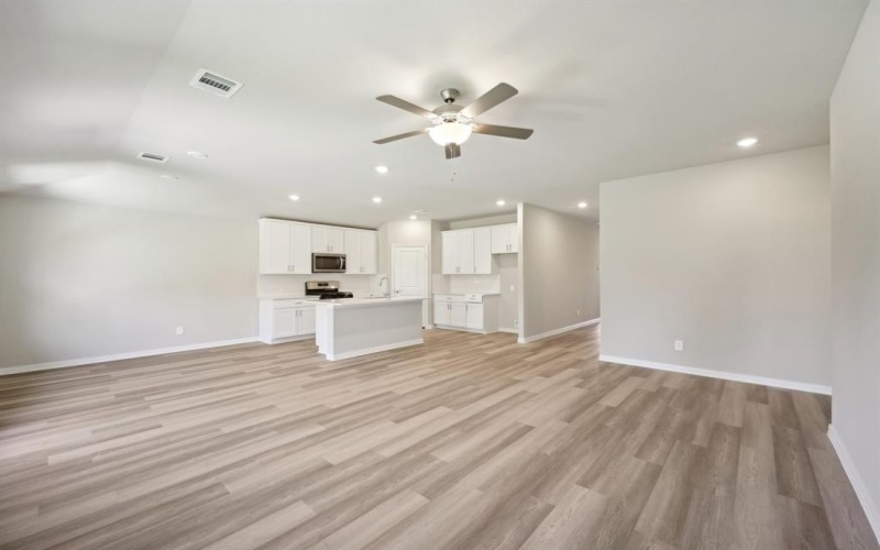 2319 Lone Star Lane, Seagoville, TX 75159, 3 Bedrooms Bedrooms, ,2 BathroomsBathrooms,Residential,For Sale,2319 Lone Star Lane,20923208