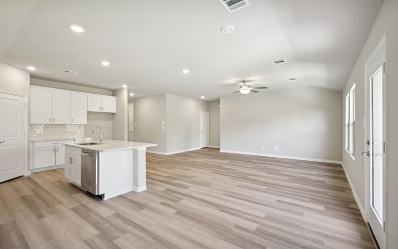 2319 Lone Star Lane, Seagoville, TX 75159, 3 Bedrooms Bedrooms, ,2 BathroomsBathrooms,Residential,For Sale,2319 Lone Star Lane,20923208