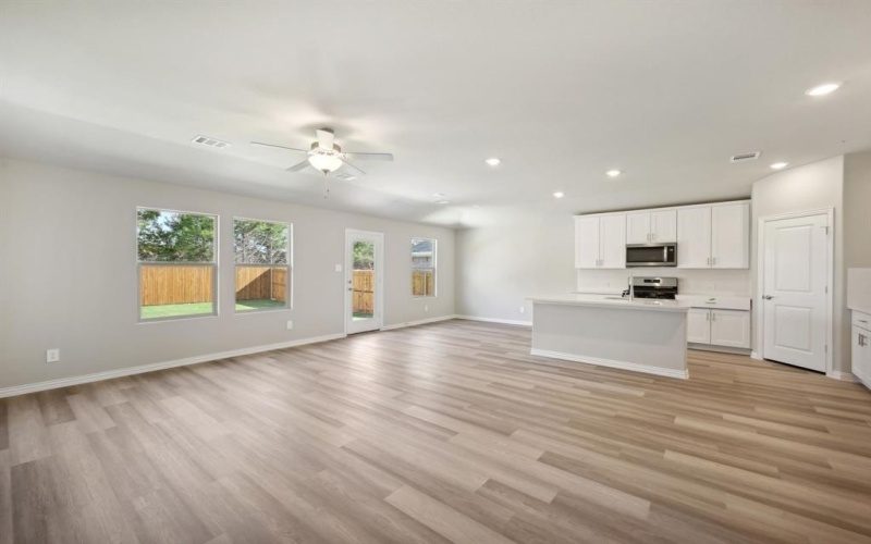 2319 Lone Star Lane, Seagoville, TX 75159, 3 Bedrooms Bedrooms, ,2 BathroomsBathrooms,Residential,For Sale,2319 Lone Star Lane,20923208