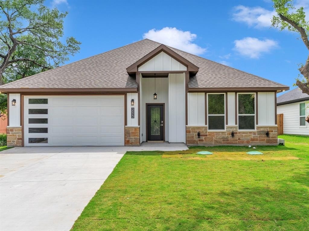 3023 Steepleridge Circle, Granbury, TX 76048, 3 Bedrooms Bedrooms, ,2 BathroomsBathrooms,Residential,For Sale,3023 Steepleridge Circle,20930686