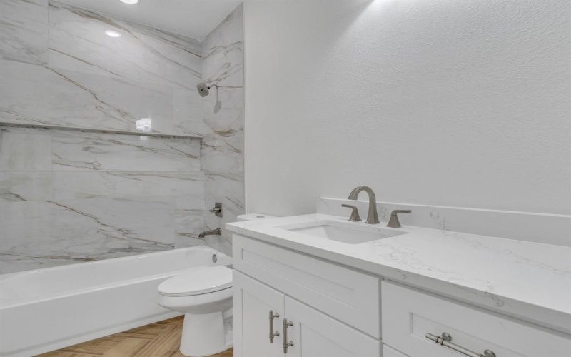 3023 Steepleridge Circle, Granbury, TX 76048, 3 Bedrooms Bedrooms, ,2 BathroomsBathrooms,Residential,For Sale,3023 Steepleridge Circle,20930686