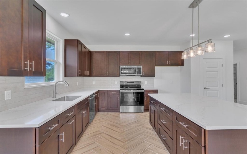 3023 Steepleridge Circle, Granbury, TX 76048, 3 Bedrooms Bedrooms, ,2 BathroomsBathrooms,Residential,For Sale,3023 Steepleridge Circle,20930686