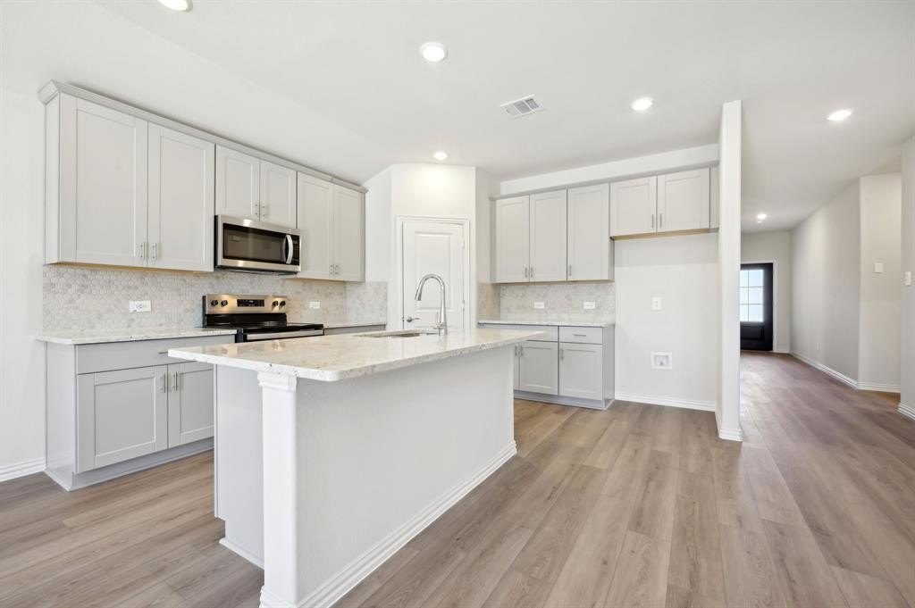 2311 Lone Star Lane, Seagoville, TX 75159, 3 Bedrooms Bedrooms, ,2 BathroomsBathrooms,Residential,For Sale,2311 Lone Star Lane,20923239