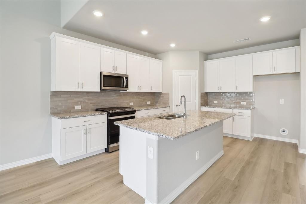2233 Lone Star Lane, Seagoville, TX 75159, 5 Habitaciones Habitaciones , ,3 BañosBaños,Residential,En Venta,2233 Lone Star Lane,20923247