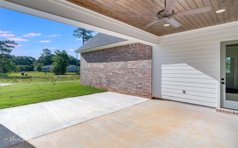 167 Sitka Loop, Haughton, LA 71037, 4 Bedrooms Bedrooms, ,2 BathroomsBathrooms,Residential,For Sale,167 Sitka Loop,20929394