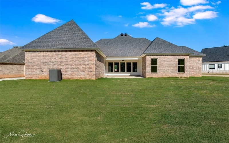 167 Sitka Loop, Haughton, LA 71037, 4 Bedrooms Bedrooms, ,2 BathroomsBathrooms,Residential,For Sale,167 Sitka Loop,20929394