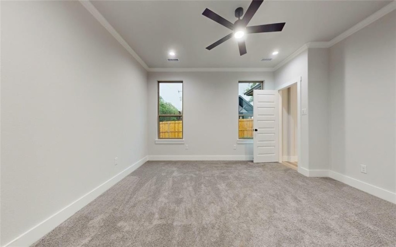 6835 Rutland Drive, Arlington, TX 76002, 4 Bedrooms Bedrooms, ,2 BathroomsBathrooms,Residential,For Sale,6835 Rutland Drive,20927503