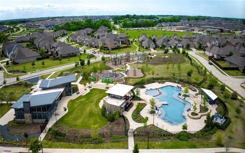 9300 Riverlight Road, McKinney, TX 75071, 2 Bedrooms Bedrooms, ,2 BathroomsBathrooms,Residential,For Sale,9300 Riverlight Road,20921571