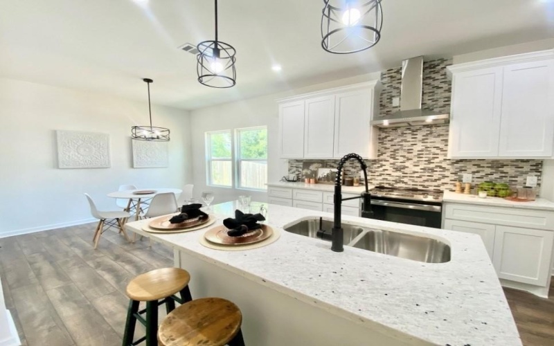 2114 Church, Greenville, TX 75401, 3 Habitaciones Habitaciones , ,2 BañosBaños,Residential,En Venta,2114 Church,20935860