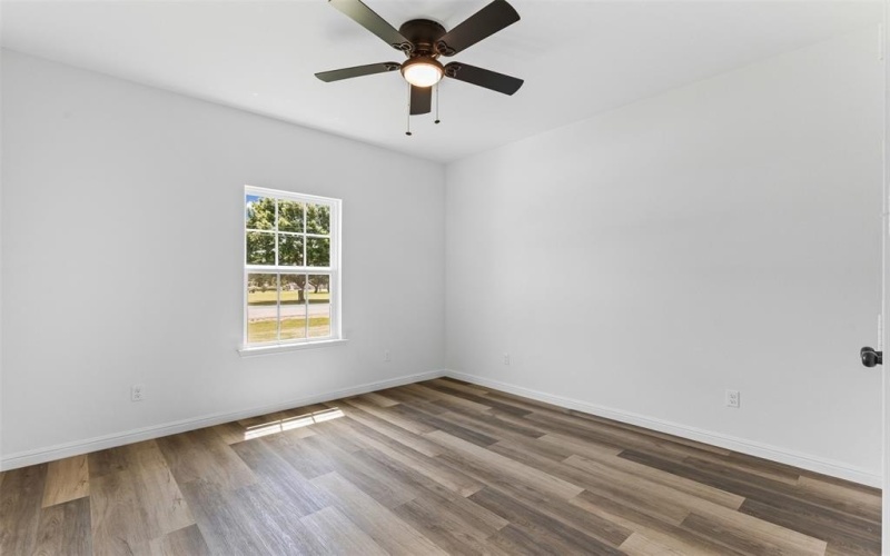 1612 Cheyenne Trail, Granbury, TX 76048, 3 Bedrooms Bedrooms, ,2 BathroomsBathrooms,Residential,For Sale,1612 Cheyenne Trail,20935910