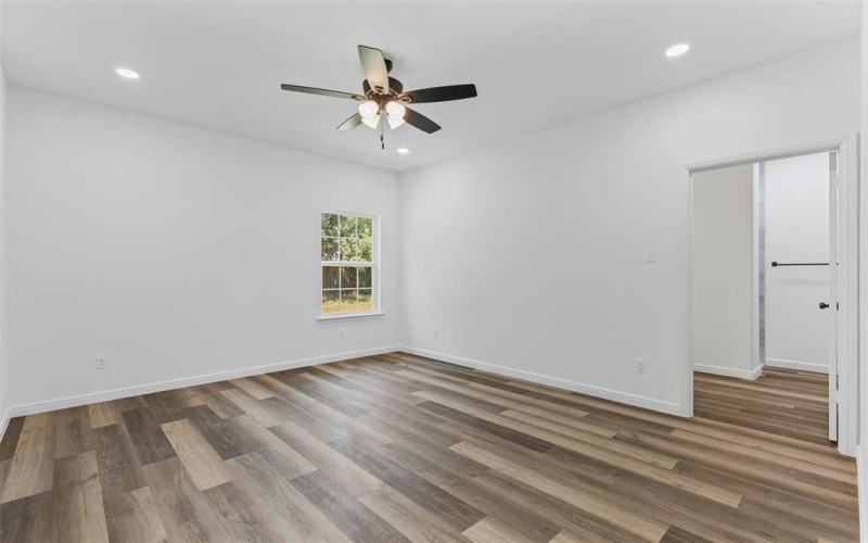 1612 Cheyenne Trail, Granbury, TX 76048, 3 Bedrooms Bedrooms, ,2 BathroomsBathrooms,Residential,For Sale,1612 Cheyenne Trail,20935910