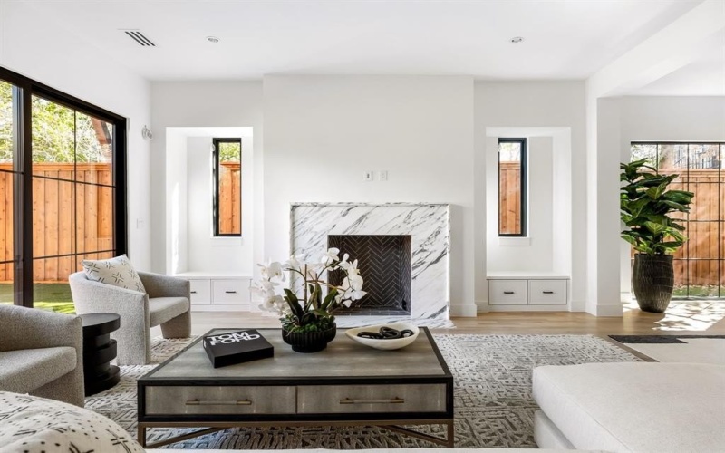 4105 Hawthorne Avenue, Dallas, TX 75219, 3 Habitaciones Habitaciones , ,3 BañosBaños,Residential Lease,En Alquiler,4105 Hawthorne Avenue,20935947