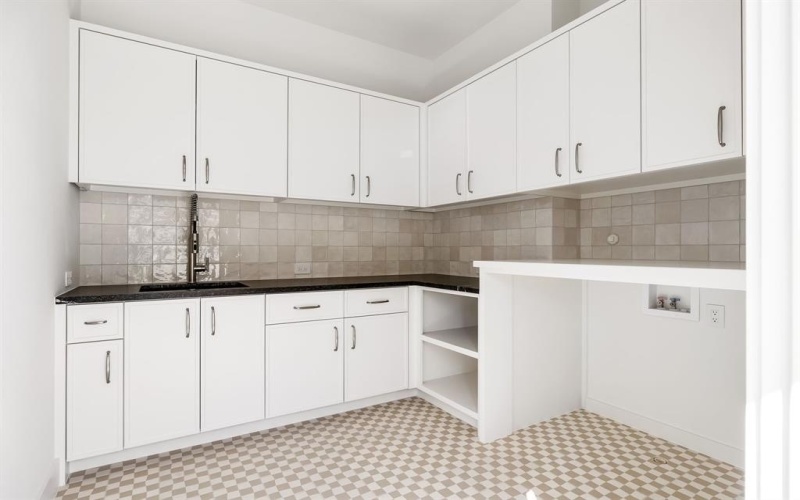 4105 Hawthorne Avenue, Dallas, TX 75219, 3 Habitaciones Habitaciones , ,3 BañosBaños,Residential Lease,En Alquiler,4105 Hawthorne Avenue,20935947
