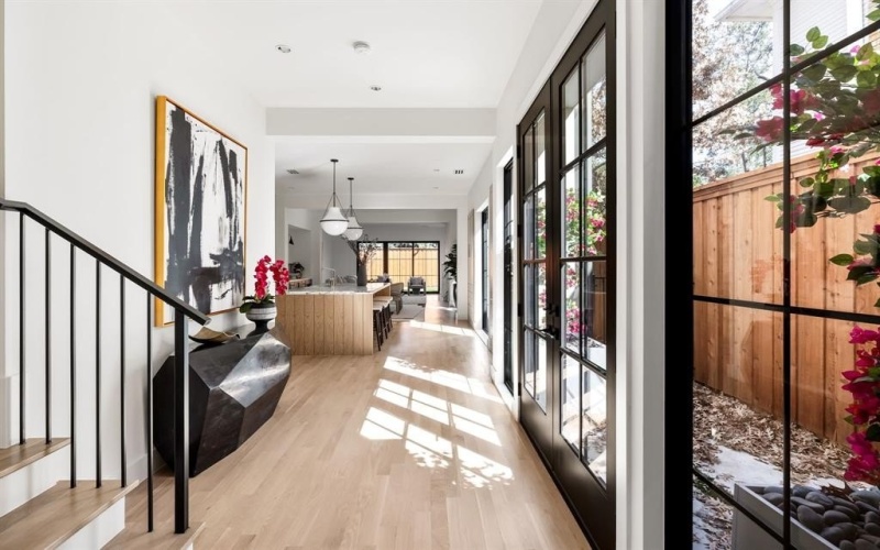 4105 Hawthorne Avenue, Dallas, TX 75219, 3 Habitaciones Habitaciones , ,3 BañosBaños,Residential Lease,En Alquiler,4105 Hawthorne Avenue,20935947