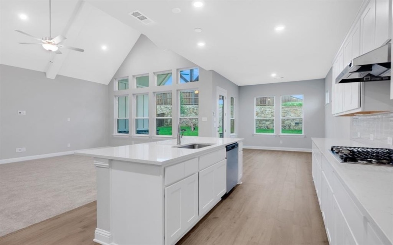 880 Brookwood Boulevard, Haslet, TX 76052, 4 Bedrooms Bedrooms, ,3 BathroomsBathrooms,Residential,For Sale,880 Brookwood Boulevard,20927755