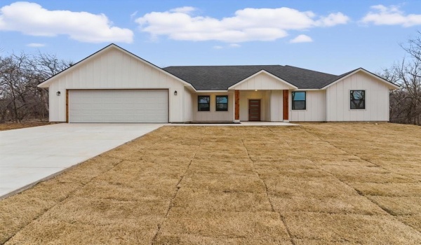 833 Haynie Drive, Runaway Bay, TX 76426, 4 Habitaciones Habitaciones , ,2 BañosBaños,Residential,En Venta,833 Haynie Drive,20931768