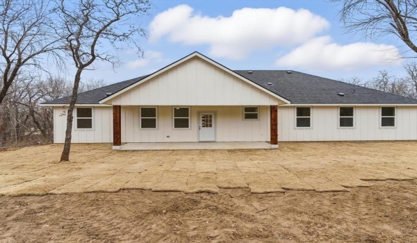 833 Haynie Drive, Runaway Bay, TX 76426, 4 Habitaciones Habitaciones , ,2 BañosBaños,Residential,En Venta,833 Haynie Drive,20931768