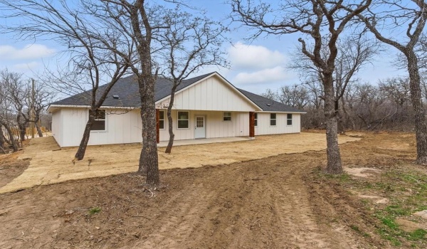 833 Haynie Drive, Runaway Bay, TX 76426, 4 Habitaciones Habitaciones , ,2 BañosBaños,Residential,En Venta,833 Haynie Drive,20931768