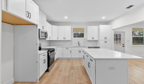 833 Haynie Drive, Runaway Bay, TX 76426, 4 Habitaciones Habitaciones , ,2 BañosBaños,Residential,En Venta,833 Haynie Drive,20931768