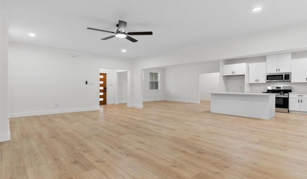 833 Haynie Drive, Runaway Bay, TX 76426, 4 Habitaciones Habitaciones , ,2 BañosBaños,Residential,En Venta,833 Haynie Drive,20931768