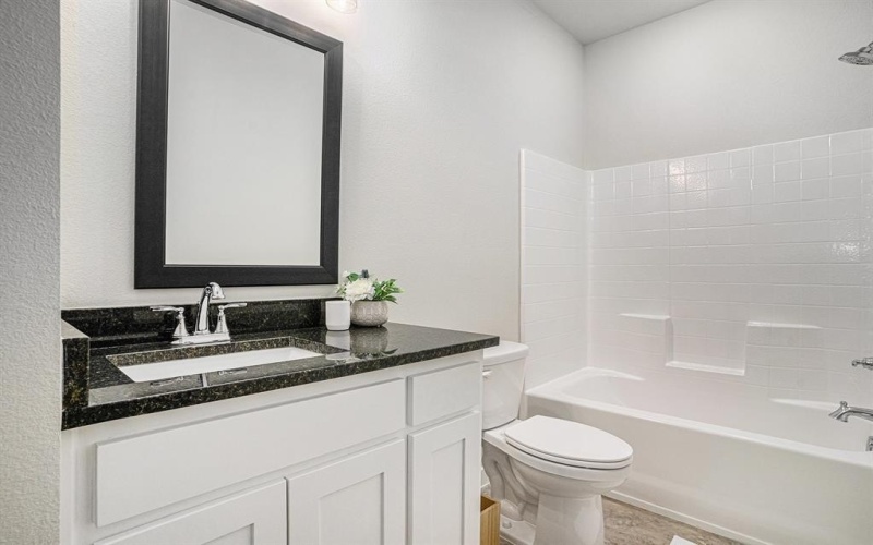 404 1/2 Evans Street, Cleburne, TX 76031, 3 Bedrooms Bedrooms, ,2 BathroomsBathrooms,Residential,For Sale,404 1/2 Evans Street,20933666