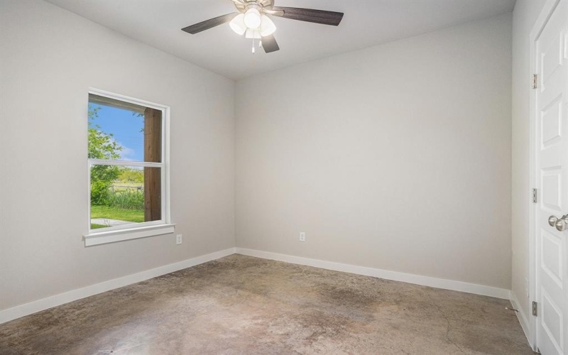 404 1/2 Evans Street, Cleburne, TX 76031, 3 Bedrooms Bedrooms, ,2 BathroomsBathrooms,Residential,For Sale,404 1/2 Evans Street,20933666