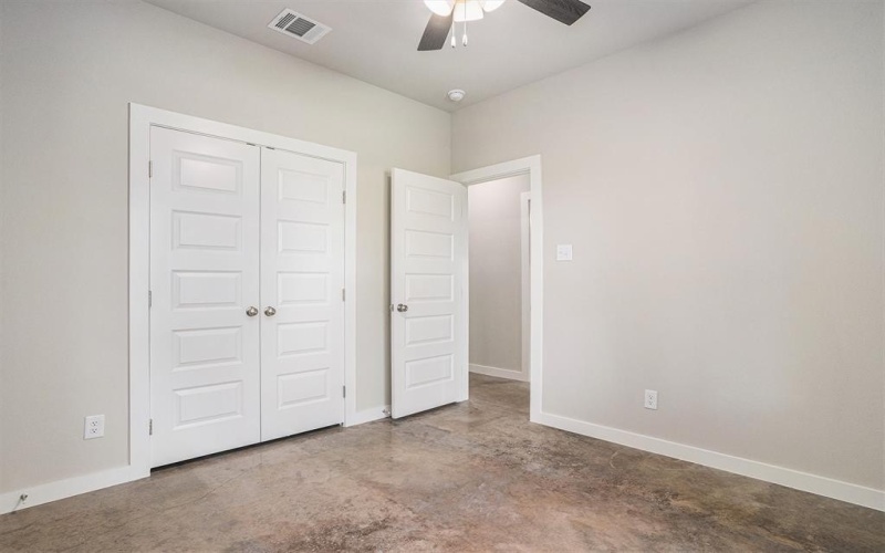 404 1/2 Evans Street, Cleburne, TX 76031, 3 Bedrooms Bedrooms, ,2 BathroomsBathrooms,Residential,For Sale,404 1/2 Evans Street,20933666