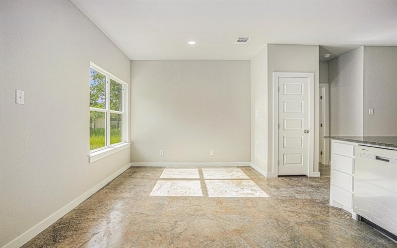 404 1/2 Evans Street, Cleburne, TX 76031, 3 Bedrooms Bedrooms, ,2 BathroomsBathrooms,Residential,For Sale,404 1/2 Evans Street,20933666