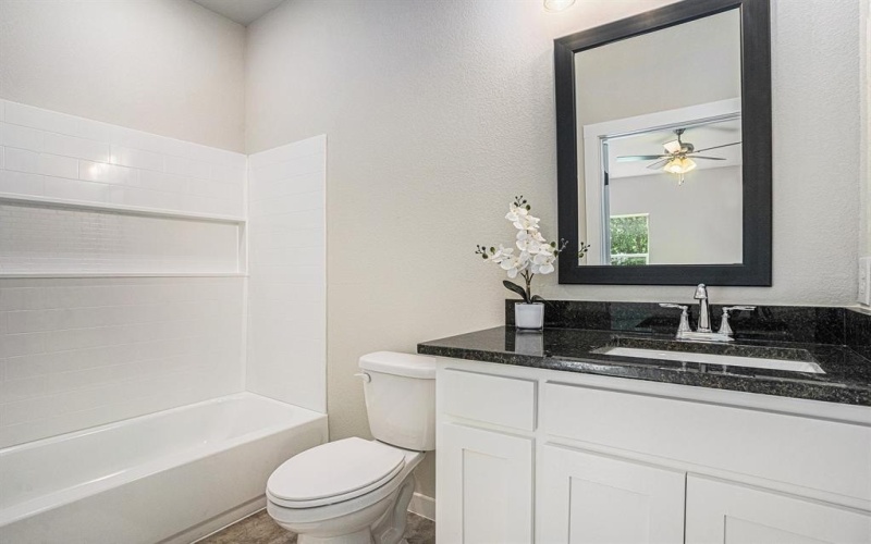 404 1/2 Evans Street, Cleburne, TX 76031, 3 Bedrooms Bedrooms, ,2 BathroomsBathrooms,Residential,For Sale,404 1/2 Evans Street,20933666