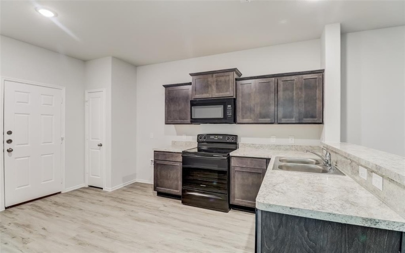 1308 Jonah Lane, Ennis, TX 75119, 4 Bedrooms Bedrooms, ,2 BathroomsBathrooms,Residential Lease,For Rent,1308 Jonah Lane,20936054