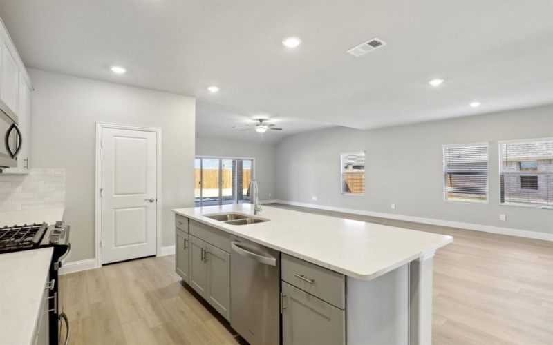2309 Lone Star Lane, Seagoville, TX 75159, 4 Bedrooms Bedrooms, ,3 BathroomsBathrooms,Residential,For Sale,2309 Lone Star Lane,20932792