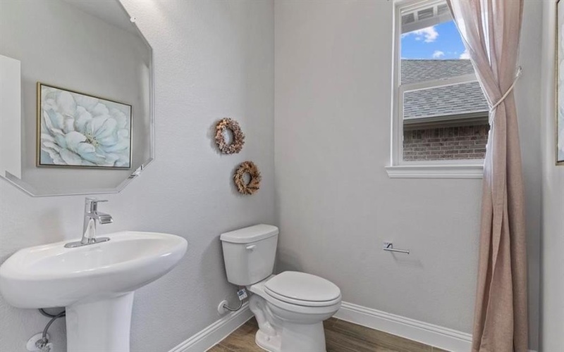 8612 BUR OAK Drive, Justin, TX 76247, 4 Bedrooms Bedrooms, ,2 BathroomsBathrooms,Residential,For Sale,8612 BUR OAK Drive,20935763