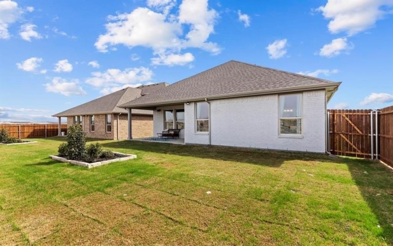 8612 BUR OAK Drive, Justin, TX 76247, 4 Bedrooms Bedrooms, ,2 BathroomsBathrooms,Residential,For Sale,8612 BUR OAK Drive,20935763